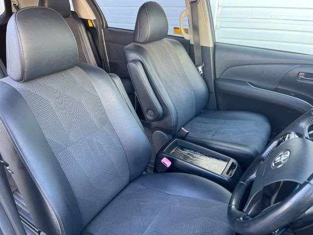 �y�n�[�t���U�[�V�[�g�z�������ƍ���S�n�𗼗������l�C�̃V�[�g���w�ʁE���ʂ̃t�@�u���b�N�f�ނ́A�ʋC���̗ǂ��⊊��ɂ����ɗD��Ă��܂��B�C���╞���ɍ��E���ꂸ���K�ɂ���肢�������܂��B