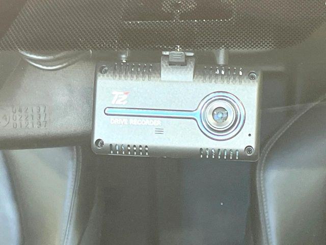 �y�h���C�u���R�[�_�[�z���S�E���S�ȃJ�[���C�t�ɕK�{�̃h���C�u���R�[�_�[�𑕔�!���s���͂������A������^�]�⎖�̂ɑ��������ۂ̏󋵂��f���ŋL�^���A����̃��X�N�ɔ����܂��B