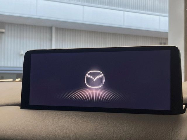 �y10.25�C���`�}�c�_�R�l�N�g�z�ԓ��̕��͋C�Ƀ}�b�`������^�f�B�X�v���C�B�X�}�z�ڑ��ł̃i�r�g�p��Bluetooth�Đ����A�l�X�ȋ@�\���y���߂܂��B�����I�ȃ_�C�������삪�\�ŁA�g��������ǍD�ł��B