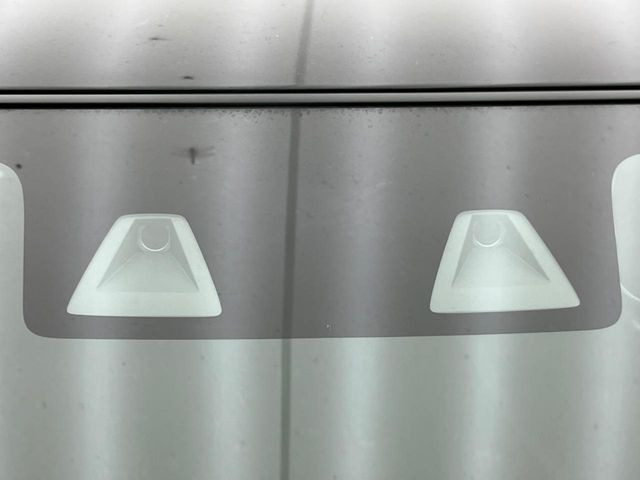 �y�X�Y�L �Z�[�t�e�B�T�|�[�g�z���s���ɑO���̎ԗ�����F�����A�Փ˂������Ȏ��͌x��ƃu���[�L�ŏՓˉ���Ɣ�Q�y�����A�V�X�g�B�����S�Ƀh���C�u�����y���݂��������܂��B