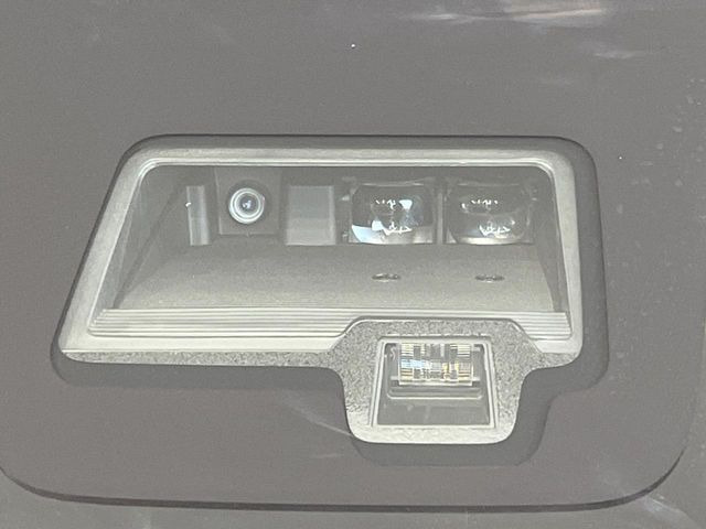 �y�X�Y�L �Z�[�t�e�B�T�|�[�g�z���s���ɑO���̎ԗ�����F�����A�Փ˂������Ȏ��͌x��ƃu���[�L�ŏՓˉ���Ɣ�Q�y�����A�V�X�g�B�����S�Ƀh���C�u�����y���݂��������܂��B