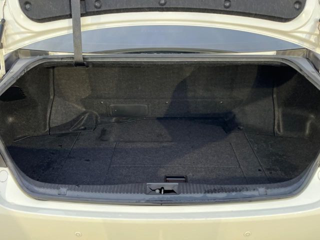 ���i�̂���������ʋ΁A���}���ɏ\���ȉ׎��X�y�[�X���m�ۂ��Ă���܂��B