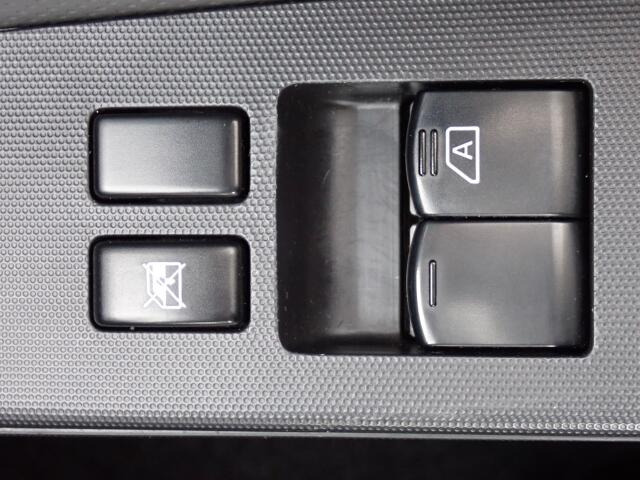 �O�Ȃ̑��̊J�͓d���ɂȂ�܂��̂ŁA�֗��ł���ˁB