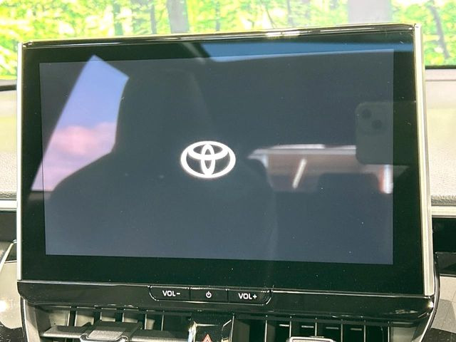 �y10.5�C���` �f�B�X�v���C�I�[�f�B�I�z���ʂ̃f�B�X�v���C��AppleCarPlay��AndroidAuto�����p�\�B�傫�ȉ�ʂŃX�}�z�i�r�A�v���������p���������܂���