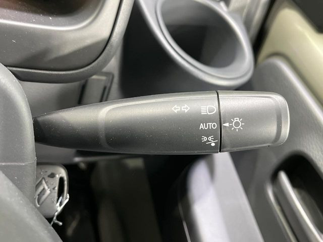 �y�I�[�g���C�g�z����̖��邳�ɉ����Ď����Ńw�b�h���C�g�̓_���E�������ł���@�\�ł�!���C�g�̕t���Y��E�����Y��Ȃǂ������Ȃ�A�J�̓���[���̑��s�����S!�g���l���ʉߎ����֗��ł��ˁ�