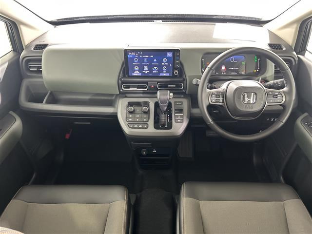 フリード1.5 e:HEV クロスター