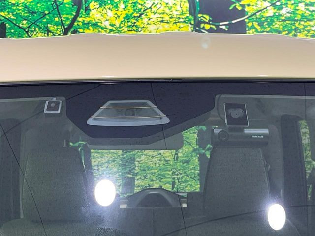 �y�X�Y�L �Z�[�t�e�B�T�|�[�g�z���s���ɑO���̎ԗ�����F�����A�Փ˂������Ȏ��͌x��ƃu���[�L�ŏՓˉ���Ɣ�Q�y�����A�V�X�g�B�����S�Ƀh���C�u�����y���݂��������܂��B