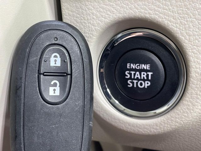 �y�L�[���X�X�^�[�g�V�X�e���z�J�o����|�P�b�g�ɓ��ꂽ�܂܂ł��h�A�̎{���E�������\�ȃX�}�[�g�L�[�𑕔��B�G���W���̃I���E�I�t�����J�M�����o���K�v����������Ƃ��Ă��֗��ł���