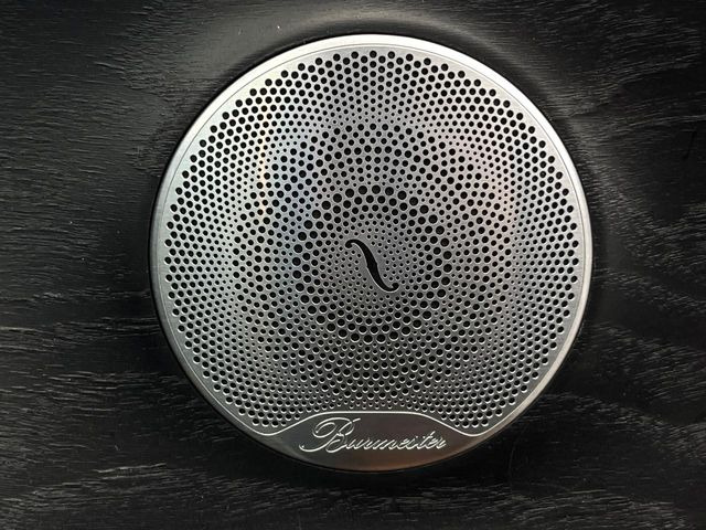 ��Burmester�T���E���h�V�X�e��:�n�C�G���h�I�[�f�B�I��僁�[�J�[����|����Ԑ�p�̃v���~�A���X�s�[�J�[�𑕔��B�����̃X�s�[�J�[����A���̗������܂ŕ����鍂�i���ȉ��y�����y���݂��������܂��B