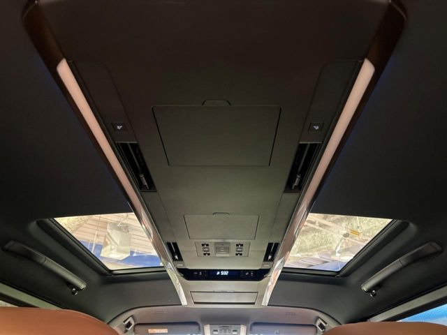 �y���E�Ɨ����[�����[�t�z2��ڍ��E�Ȃɂ��ꂼ��z�u���ꂽ�K���X���[�t!�������ɍ��킹�ĕБ������V�F�[�h��߂邱�Ƃ��\�ł�!