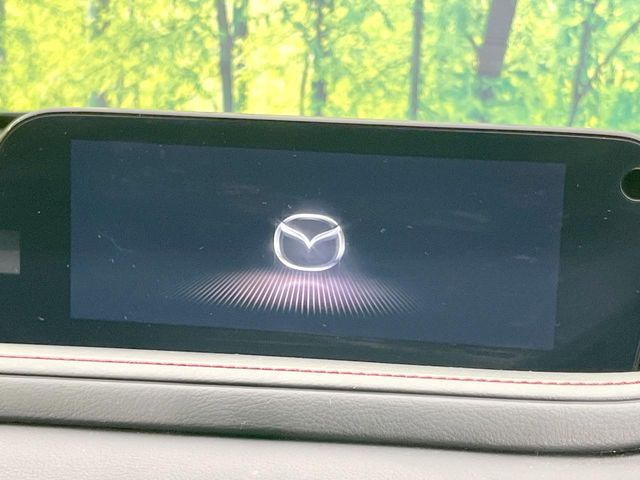 �y10.25�C���`�}�c�_�R�l�N�g�z�ԓ��̕��͋C�Ƀ}�b�`������^�f�B�X�v���C�B�X�}�z�ڑ��ł̃i�r�g�p��Bluetooth�Đ����A�l�X�ȋ@�\���y���߂܂��B�����I�ȃ_�C�������삪�\�ŁA�g��������ǍD�ł��B