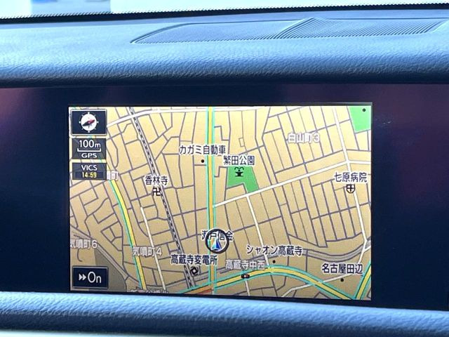 �y���[�J�[�����i�r�z�C���e���A�ɗn�����ރX�^�C���b�V���ȁu��p�݌v�v���[�J�[�i�r�𑕔��􎋔F���⑀�쐫�ȂǊ�{���\�ɂ��D��A���㎿�ȃJ�[���C�t�����y���݂��������܂��B