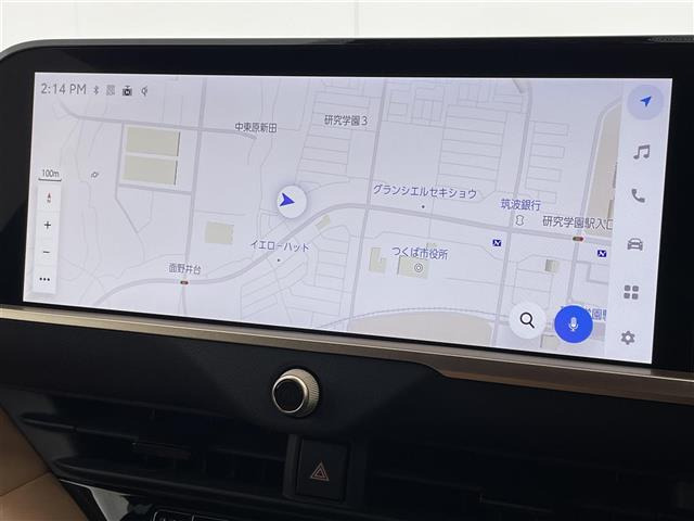 クラウンスポーツ2.5 Z E-Four 4WD