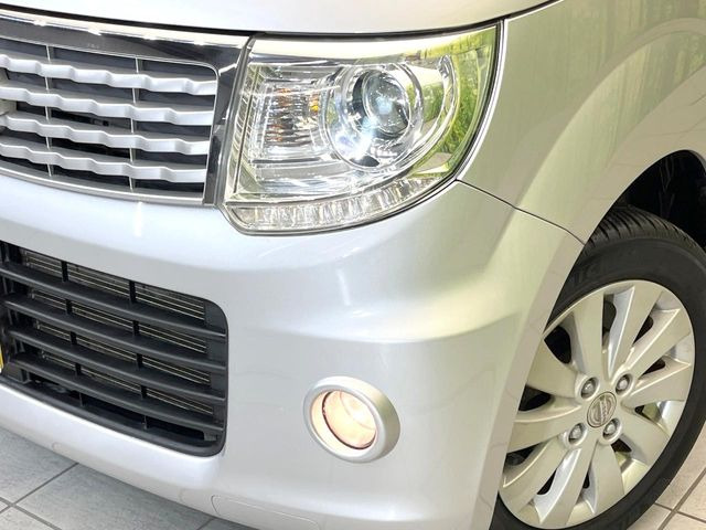 �w�b�h���C�g��e�[�������v&�A���~�z�C�[�����̊e��R�[�e�B���O���I�X�X�����Ă���܂��B�����Y�����̉��΂݂≘���}���A���ꂢ�ȏ�Ԃ������e�i���X���X�ŕۂĂ܂���