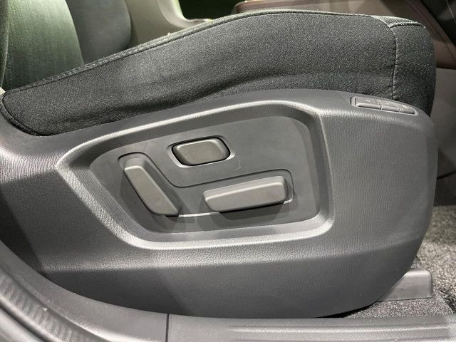 �y�p���[�V�[�g�z�X�C�b�`��ŊȒP�ɃV�[�g�̔��������\!�d��������͂�����܂���!���K�ȃV�[�g�|�W�V�����ɃZ�b�g���āA���K�ȃh���C�u�����y���݂��������B