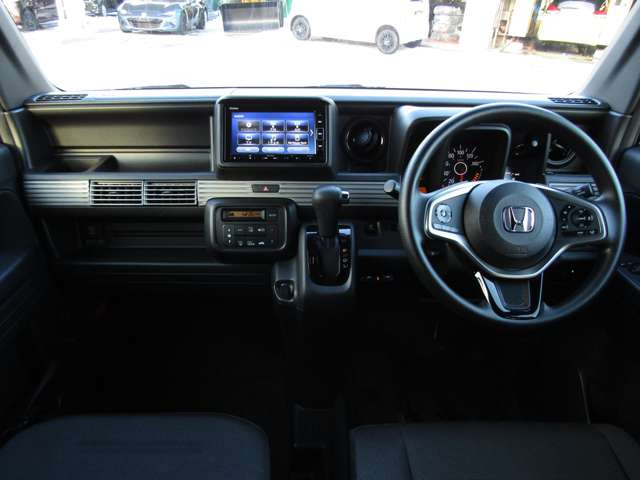 N-VAN+スタイル ファン 4WD