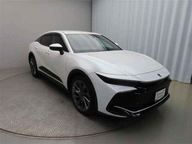 クラウンクロスオーバー2.5 G アドバンスト レザー パッケージ E-Four 4WD