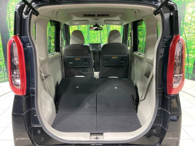 ���i�̂���������ʋ΁A���}���ɏ\���ȉ׎��X�y�[�X���m�ۂ��Ă���܂��B�Z�J���h�V�[�g��|���ƁA�傫�ȉו��̐ύڂ��\�ł���