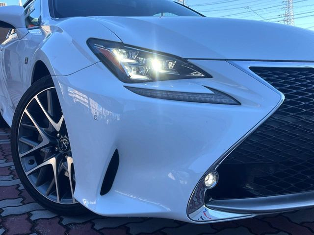 �y�p�^LED�w�b�h���C�g�z�X�^�C���b�V���Ȍ����ڂ̎O��LED�w�b�h���C�g�𑕔���X�^�C�������łȂ��A��Ԃ̑��s�����E�ǍD�ň��S���Ă���肢�������܂��B