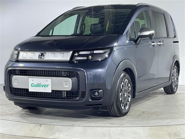 フリード1.5 e:HEV クロスター