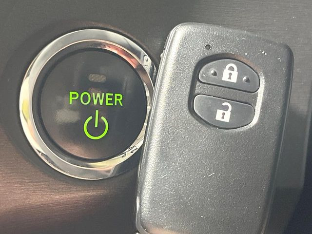 �y�X�}�[�g�L�[�z�J�o����|�P�b�g�ɓ��ꂽ�܂܂ł��h�A�̎{���E�������\�ȃX�}�[�g�L�[�𑕔��B�G���W���̃I���E�I�t�����J�M�����o���K�v����������Ƃ��Ă��֗��ł���