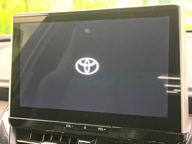 �y10.5�C���` �f�B�X�v���C�I�[�f�B�I�z���ʂ̃f�B�X�v���C��AppleCarPlay��AndroidAuto�����p�\�B�傫�ȉ�ʂŃX�}�z�i�r�A�v���������p���������܂���