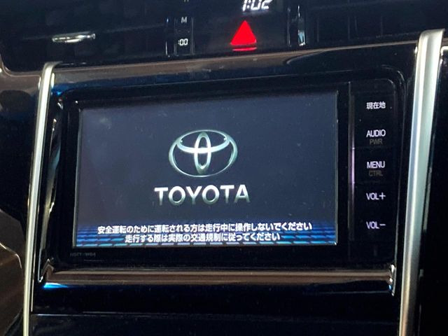 �y�����i�r�z�l�C�̏����i�r�𑕔����Ă���܂��B�i�r�̎g���₷���͂������A�I�[�f�B�I�@�\���[��!�L�����v�◷�s�͂������A�ʋ΂┃�����ȂǕ��i�̃h���C�u���y�����Ȃ�͂���