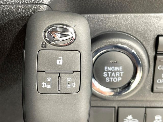 �y�L�[�t���[�V�X�e���z�J�o����|�P�b�g�ɓ��ꂽ�܂܂ł��h�A�̎{���E�������\�ȃX�}�[�g�L�[�𑕔��B�G���W���̃I���E�I�t�����J�M�����o���K�v����������Ƃ��Ă��֗��ł���