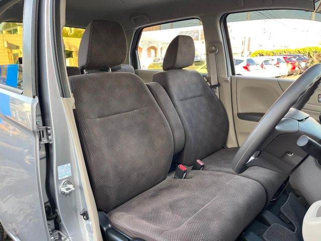 �^�]�ȃV�[�g���͎g�p�������Ȃ��A�ǍD�ȏ�ԂƂȂ��Ă��܂��B���J�Ɏg���Ă������Ƃ��悭�킩��܂��ˁB