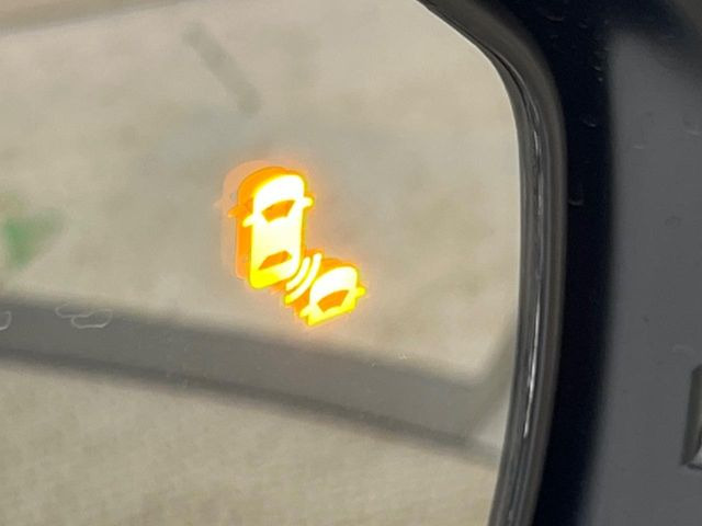 �y�u���C���h�X�|�b�g�C���t�H���[�V�����z���s���A�h�A�~���[�̎��p�ɂȂ�₷���ӏ��Ɍ㑱�Ԃ��ڋ߂���ƃT�C�h�~���[�t�߂Ɍx����\���A�h���C�o�[�ɒ��ӊ��N�����Ă���܂��B