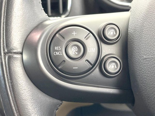 �����[�_�[�N���[�Y�R���g���[��:�O�̎ԂƂ̎Ԋԋ��������ɂƂ�A��葬�x�Ŏ������s���Ă���鎟����̃N���[�Y�R���g���[��!��ɍ������H�⎩���Ԑ�p���H�Ŏg�p����֗��ȋ@�\�ł�!