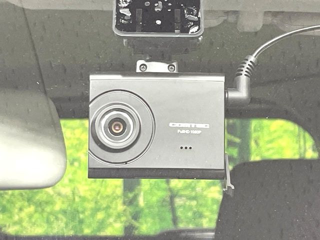 �y�h���C�u���R�[�_�[�z���S�E���S�ȃJ�[���C�t�ɕK�{�̃h���C�u���R�[�_�[�𑕔�!���s���͂������A������^�]�⎖�̂ɑ��������ۂ̏󋵂��f���ŋL�^���A����̃��X�N�ɔ����܂��B