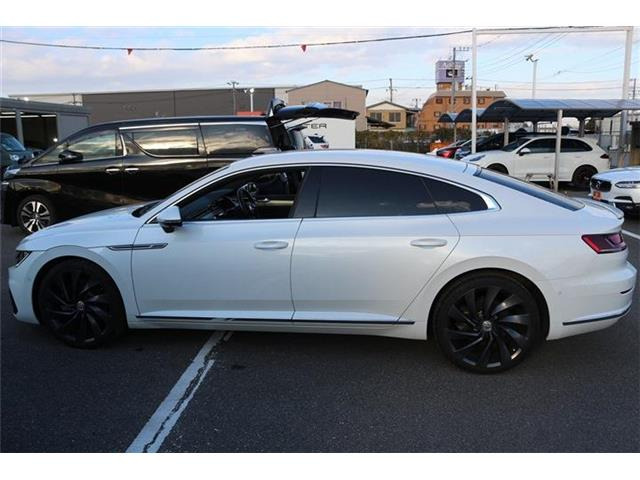 ���Ǝҗl�ւ̔̔��͂��f�肳���Ă��������܂��B �Ԍ������ԗ��̏ꍇ�́A�Ԍ����擾�������x�������z�ŕ\�����Ă���܂��B