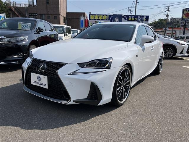 IS200t Fスポーツ