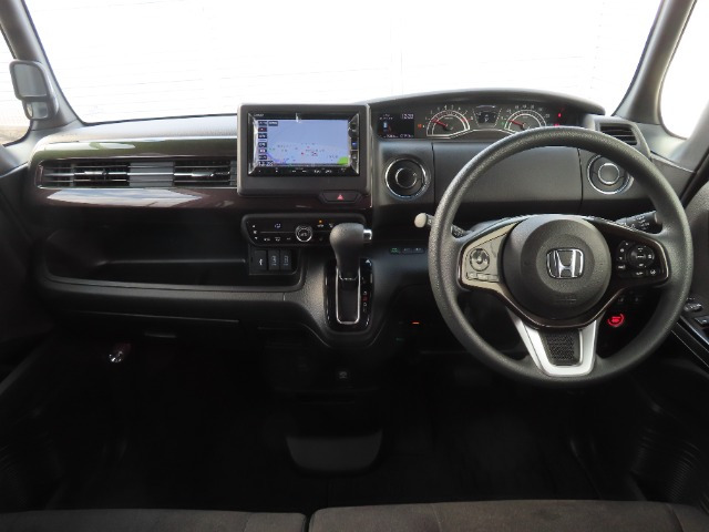 N-BOXカスタムG L ホンダセンシング 4WD