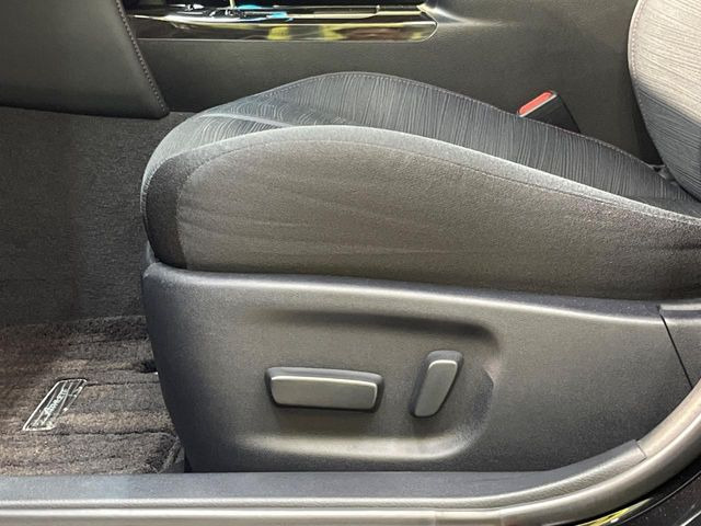 �y�p���[�V�[�g�z�X�C�b�`��ŊȒP�ɃV�[�g�̔��������\!�d��������͂�����܂���!���K�ȃV�[�g�|�W�V�����ɃZ�b�g���āA���K�ȃh���C�u�����y���݂��������B