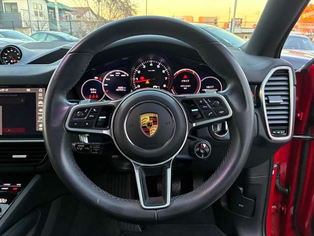 カイエンクーペ3.0 ティプトロニックS リアセンターシート 4WD