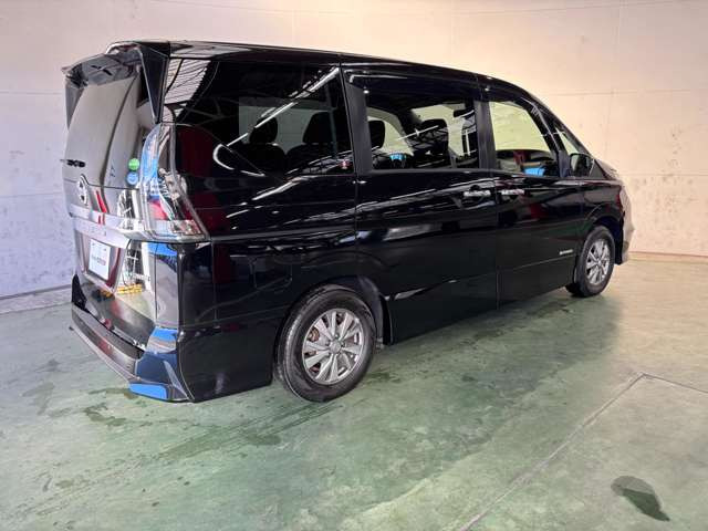 セレナ1.2 e-POWER ハイウェイスター V