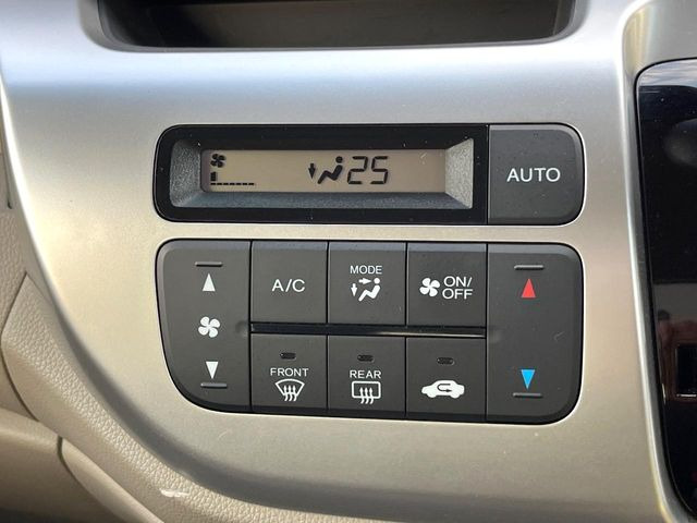 �y�I�[�g�G�A�R���z��x���D�݂̉��x�ɐݒ肷��΁A�ԓ��̉��x�����m�����ʂ≷�x�������Œ����B����&hellip;����&hellip;�Ɖ��x���X�C�b�`���������K�v�͂���܂���B���K�Ȏԓ���Ԃɂ͕K�{�̋@�\�ł��ˁ�