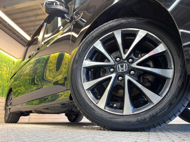 �y����17�C���`�A���~�z�C�[���z�O�ςɃ}�b�`���������A���~�z�C�[���𑕒����Ă���܂��B�e��ЊO�A���~�z�C�[����A�X�^�b�h���X�^�C�����戵�����Ă���܂��B���񂲑��k����������