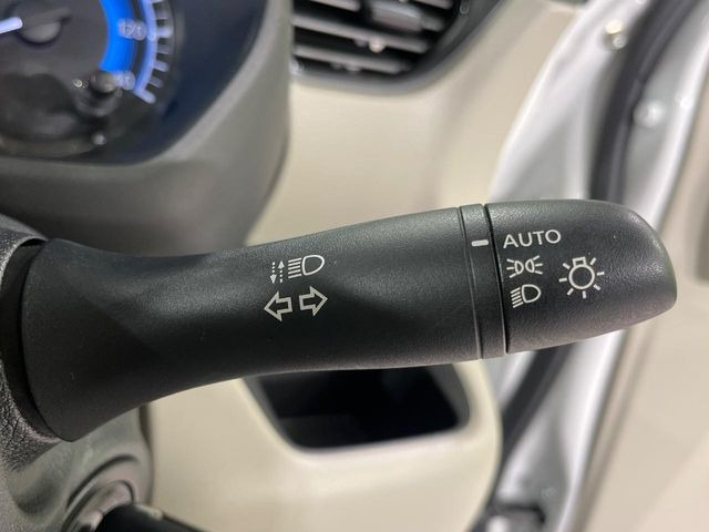 �y�I�[�g���C�g�z����̖��邳�ɉ����Ď����Ńw�b�h���C�g�̓_���E�������ł���@�\�ł�!���C�g�̕t���Y��E�����Y��Ȃǂ������Ȃ�A�J�̓���[���̑��s�����S!�g���l���ʉߎ����֗��ł��ˁ�