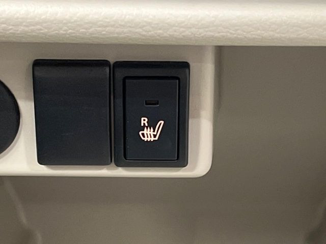 �y�V�[�g�q�[�^�[�z�������ɏd�󂷂�V�[�g�q�[�^�[!�G�A�R����葁�����܂��Ă����̂Ŋ�����̐l�����S�ł��ˁ�G�A�R���̉����͊������邩����A�Ƃ������ɂ����������߂ł��B