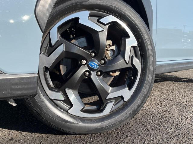 �y����18�C���`�A���~�z�C�[���z�O�ςɃ}�b�`���������A���~�z�C�[���𑕒����Ă���܂��B�e��ЊO�A���~�z�C�[����A�X�^�b�h���X�^�C�����戵�����Ă���܂��B���񂲑��k����������