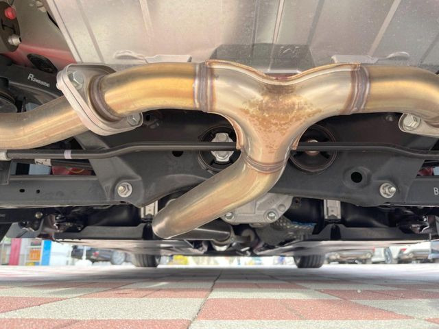 ����肪���ꂢ�Ȃ����ɁA�h�K���H�̎{�H���I�X�X���B�~��n��͂������A���ݕ��ɂ��Z���̕���A��Ń}�����E�E�B���^�[�X�|�[�c���������ɂ��D�]���������Ă���܂��B