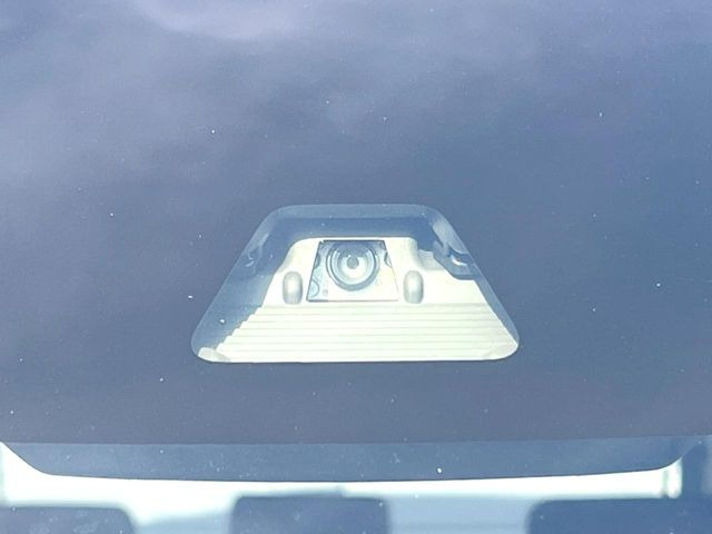 �y�X�}�[�g�A�V�X�g�z���s���ɑO���̎ԗ�����F�����A�Փ˂������Ȏ��͌x��ƃu���[�L�ŏՓˉ���Ɣ�Q�y�����A�V�X�g�B�����S�Ƀh���C�u�����y���݂��������܂��B