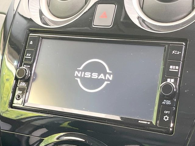 �y�����i�r�z�l�C�̏����i�r�𑕔����Ă���܂��B�i�r�̎g���₷���͂������A�I�[�f�B�I�@�\���[��!�L�����v�◷�s�͂������A�ʋ΂┃�����ȂǕ��i�̃h���C�u���y�����Ȃ�͂���