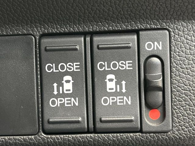 �y�����p���[�X���C�h�h�A�z�X�}�[�g�L�[��^�]�Ȃ̃X�C�b�`�Ō�ȗ����X���C�h�h�A�̊J���\���d��������͂����ăh�A���J����K�v�������A�����Ȃ��q�l�ł��ȒP�ɊJ���߂ł����K�ł���