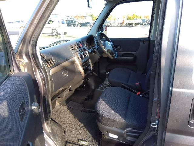 バモスホビオバンプロ 4WD