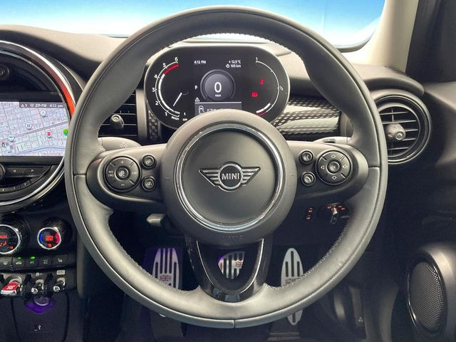 ���n���h�����̃X�������Ȃ��A���ꂢ�ȏ�Ԃ��ێ����Ă���܂��B�e�X�C�b�`���̓�����m�F�ς݂ł��B