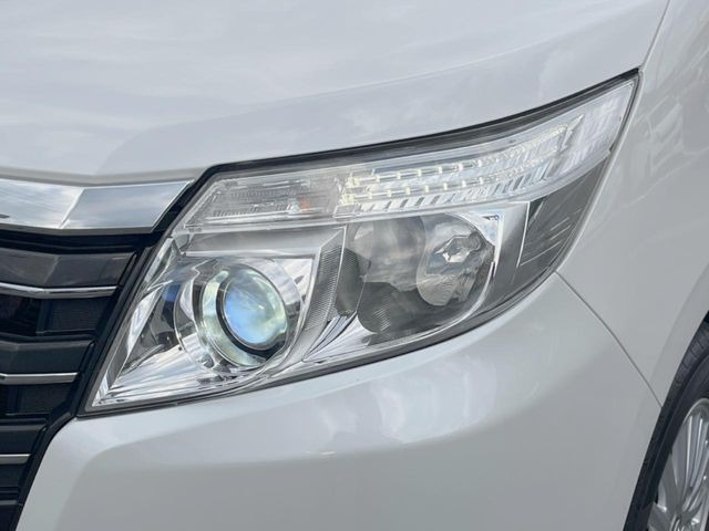 �yLED�w�b�h���C�g�z���V����ԑ��s�����ǍD�Ȏ��E���m�ۂ����S���ĉ^�]�ł��鍂�P�xLED�w�b�h���C�g�𑕔�!�_�����x�������A����d�͂��}�����Ă��܂��B